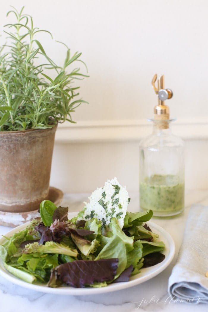 how to make an herb vinaigrette dressing