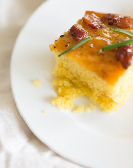 homemade cornbread recipe with maple butter