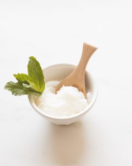 exfoliating lip scrub recipe