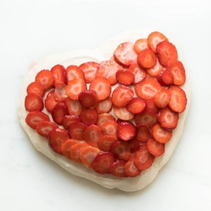 meringue valentines dessert