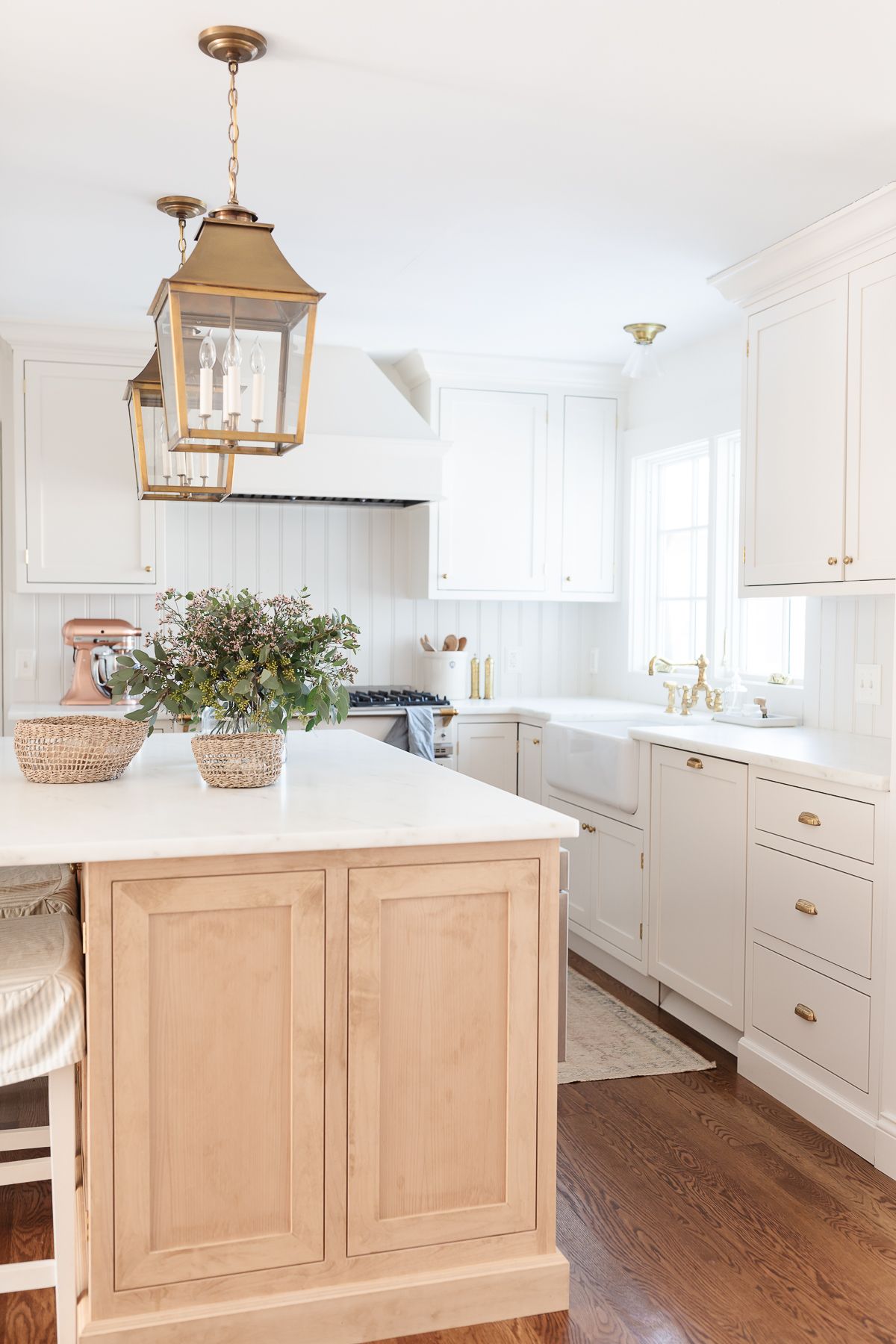 Brass pendant lighting on sale for kitchen island