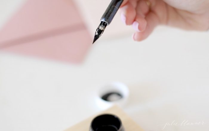 how to use a calligraphy pen