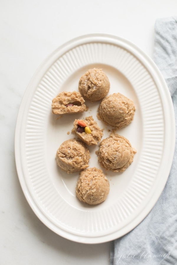 no bake oatmeal peanut butter cookies stuffed with reese's pieces