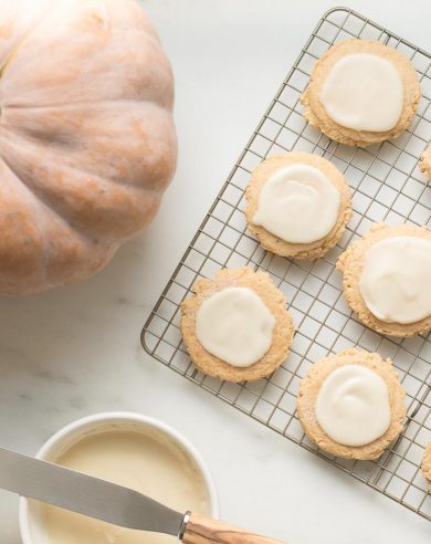 pumpkin sugar cookies with glaze