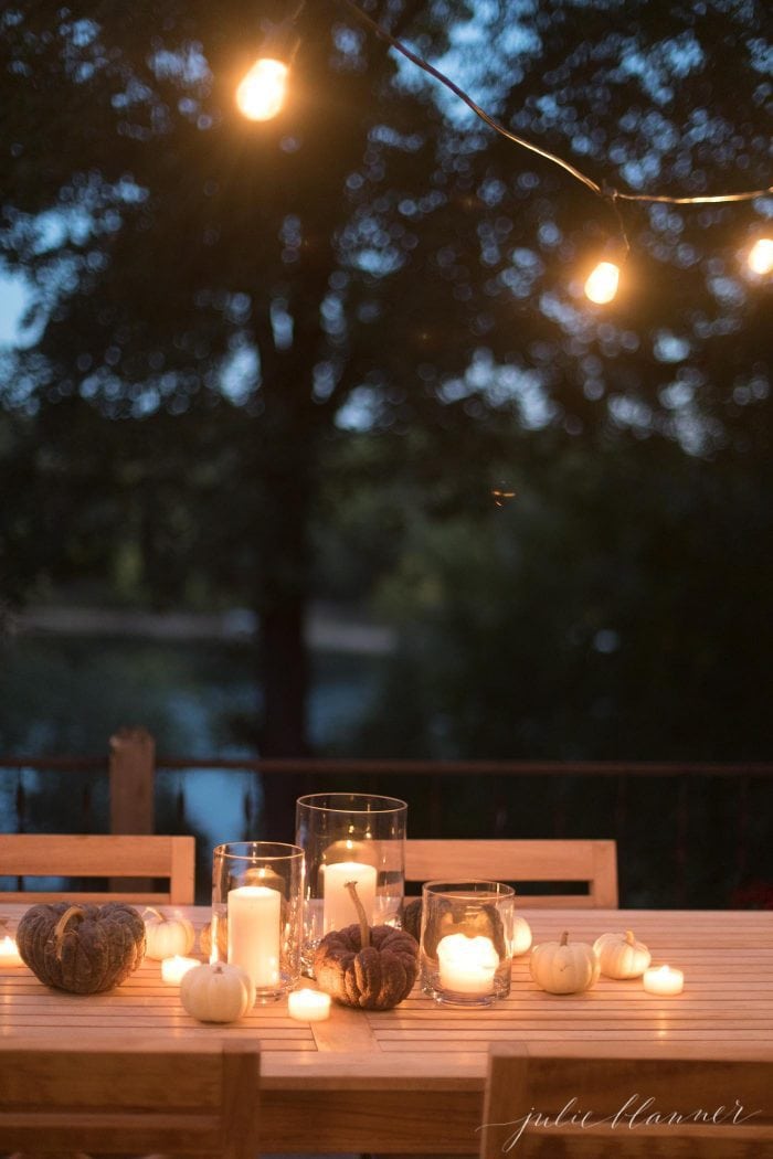 String lights mean eating outdoors in the fall is possible