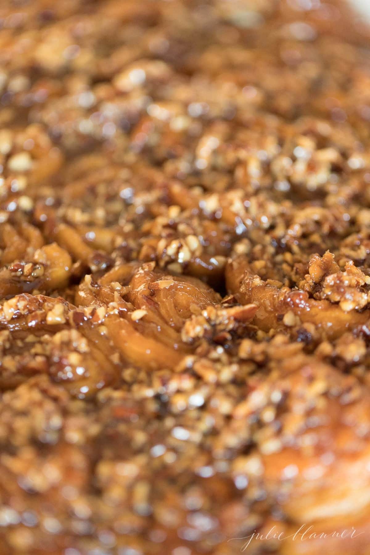Easy And Fast Pecan Rolls