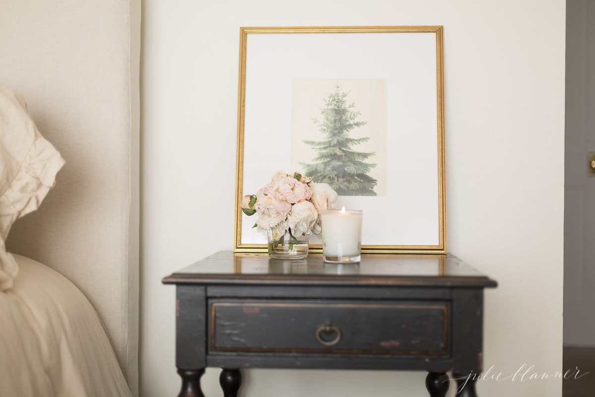 free printable Christmas tree art #printable #christmas #christmasdecor framed christmas