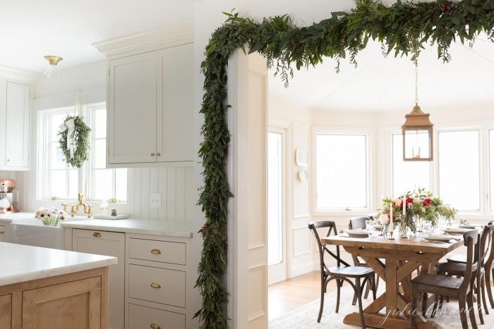 christmas kitchen and breakfast nook