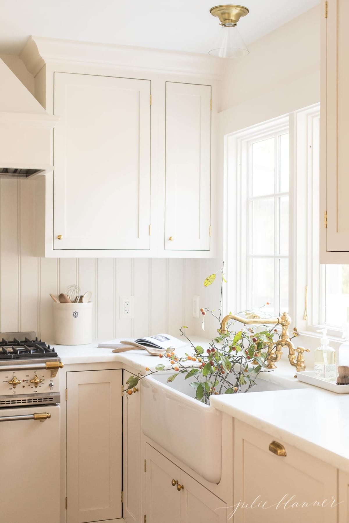 New Kitchen Inspiration - A Cream Kitchen with Timeless Design