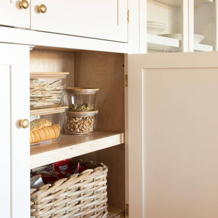 kitchen pantry organization
