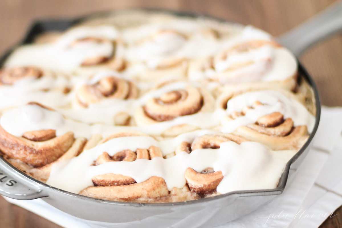 cream cheese icing for cinnamon rolls