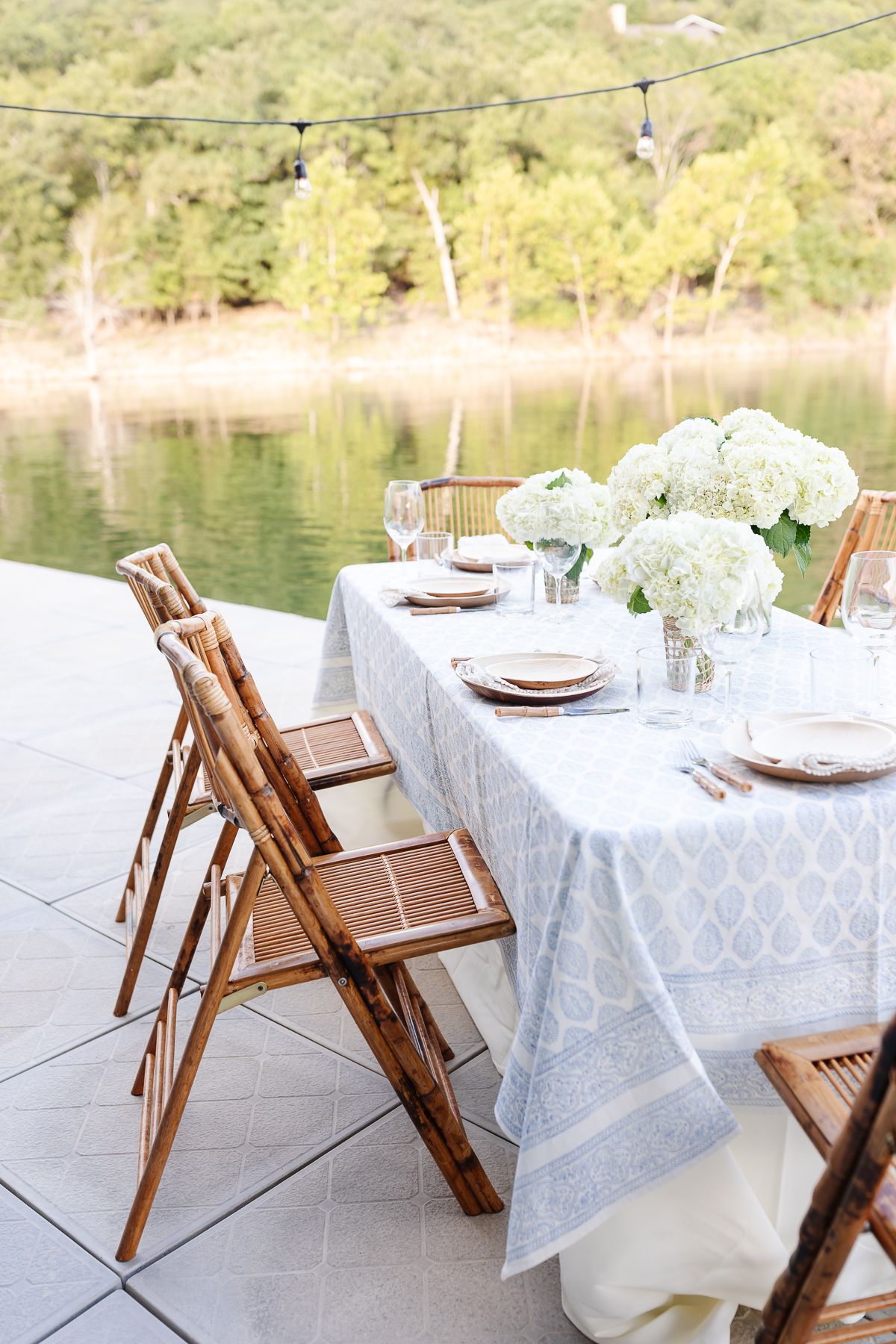 Beachy Brunch :: Easy Coastal Table Decor Ideas - An Extraordinary Day