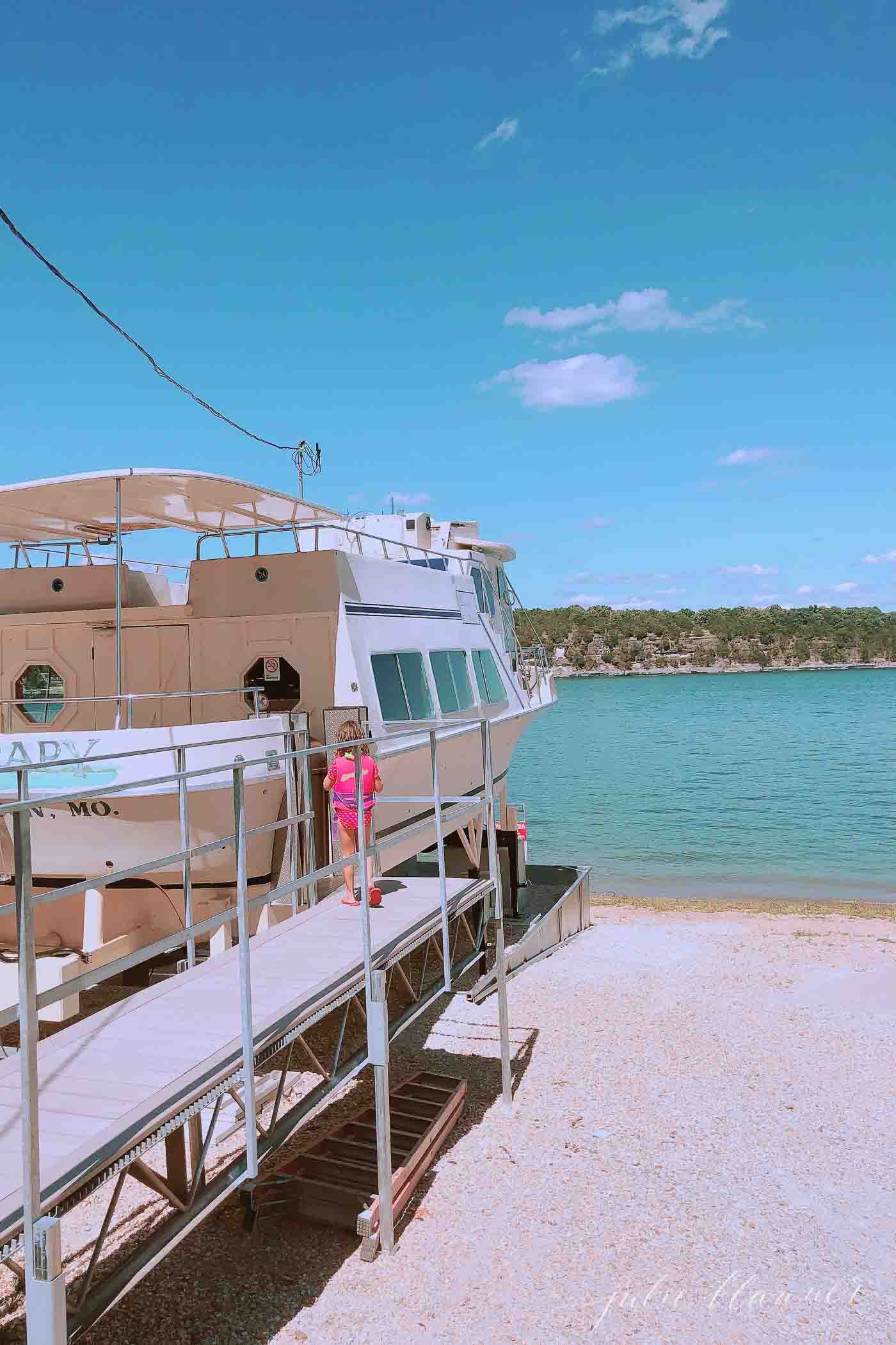 boat restaurant at table rock lake on shore