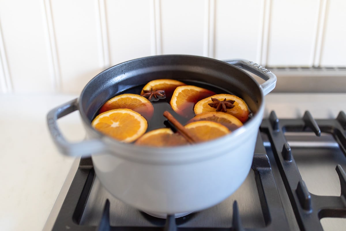 Slow Cooker Mulled Wine • so cozy!!