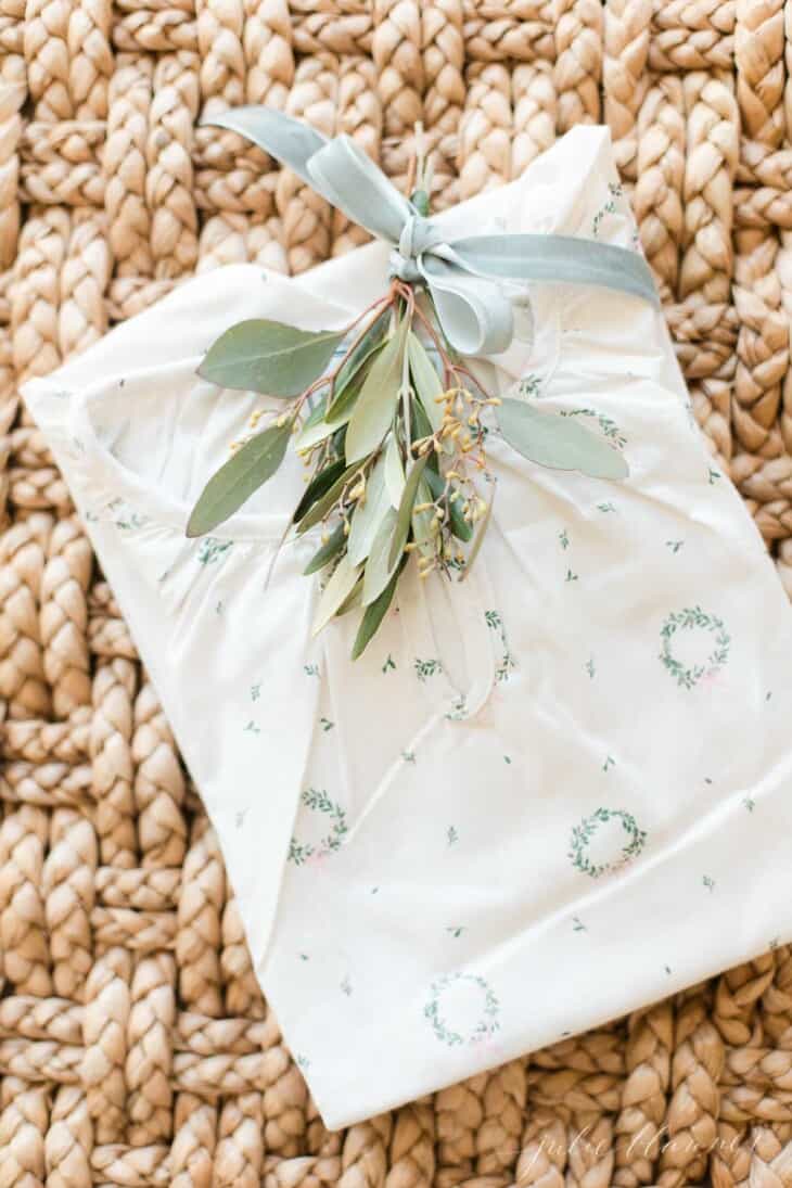 Christmas Gift Guide 2022 | Julie Blanner