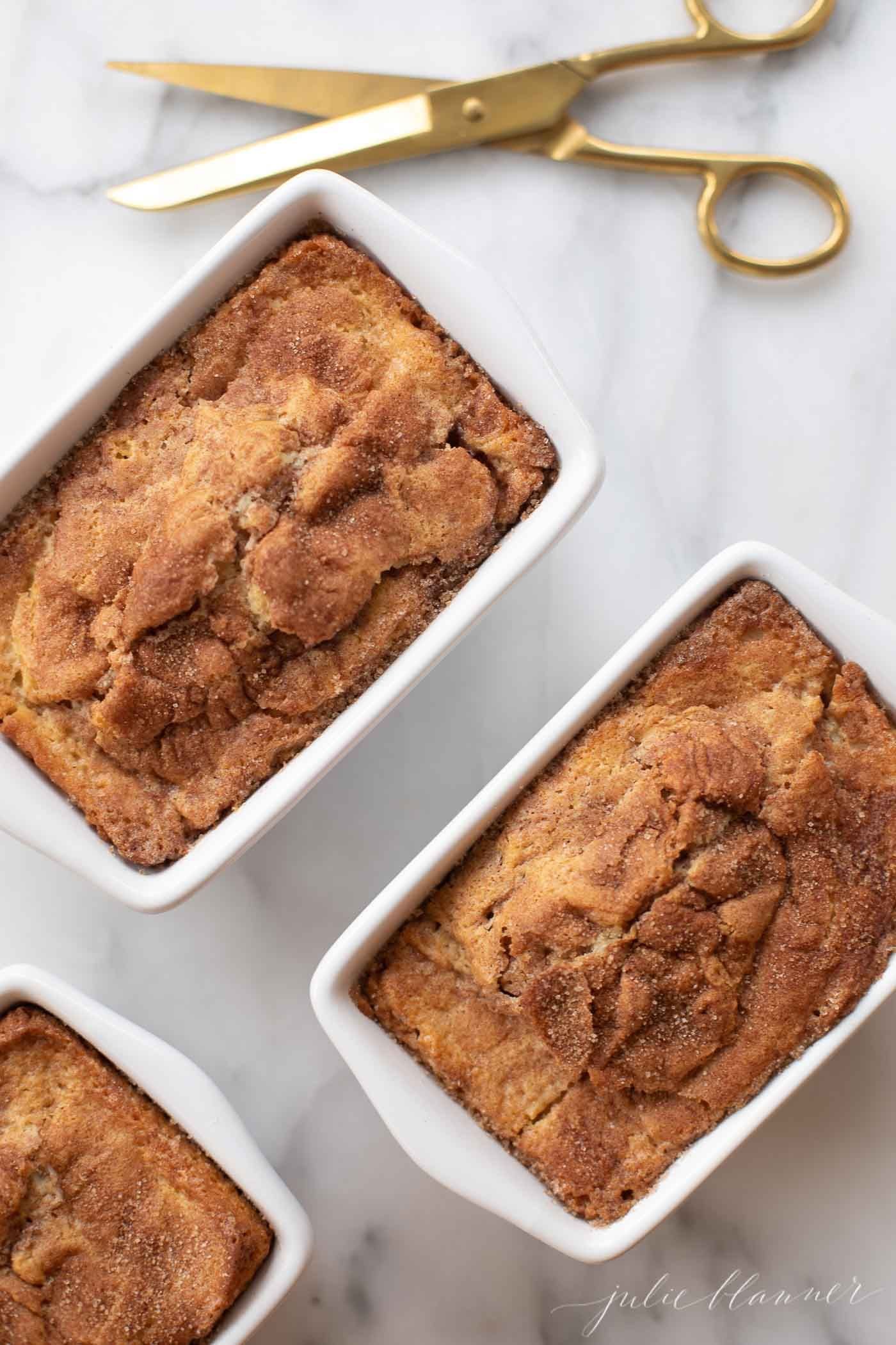 Christmas Bread & Loaf Pans