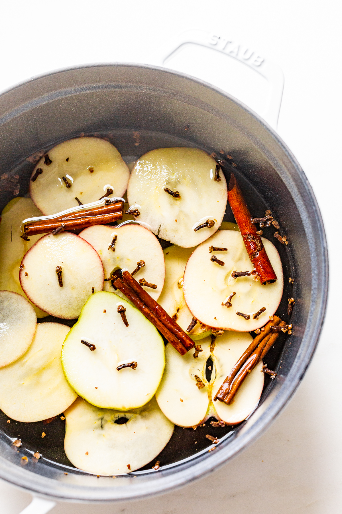 Simmer Pot (Stovetop Potpourri)