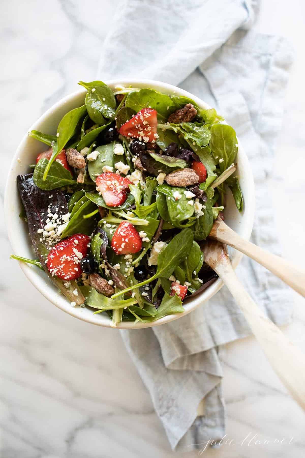 Mixed Berry Chopped Mason Jar Salad {Quick and Easy, Make Ahead} - Lauren  Kelly Nutrition