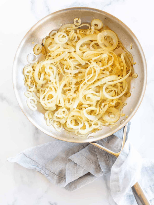 How To Cut An Onion Julie Blanner   Caramelize Onions Cover 650x867 