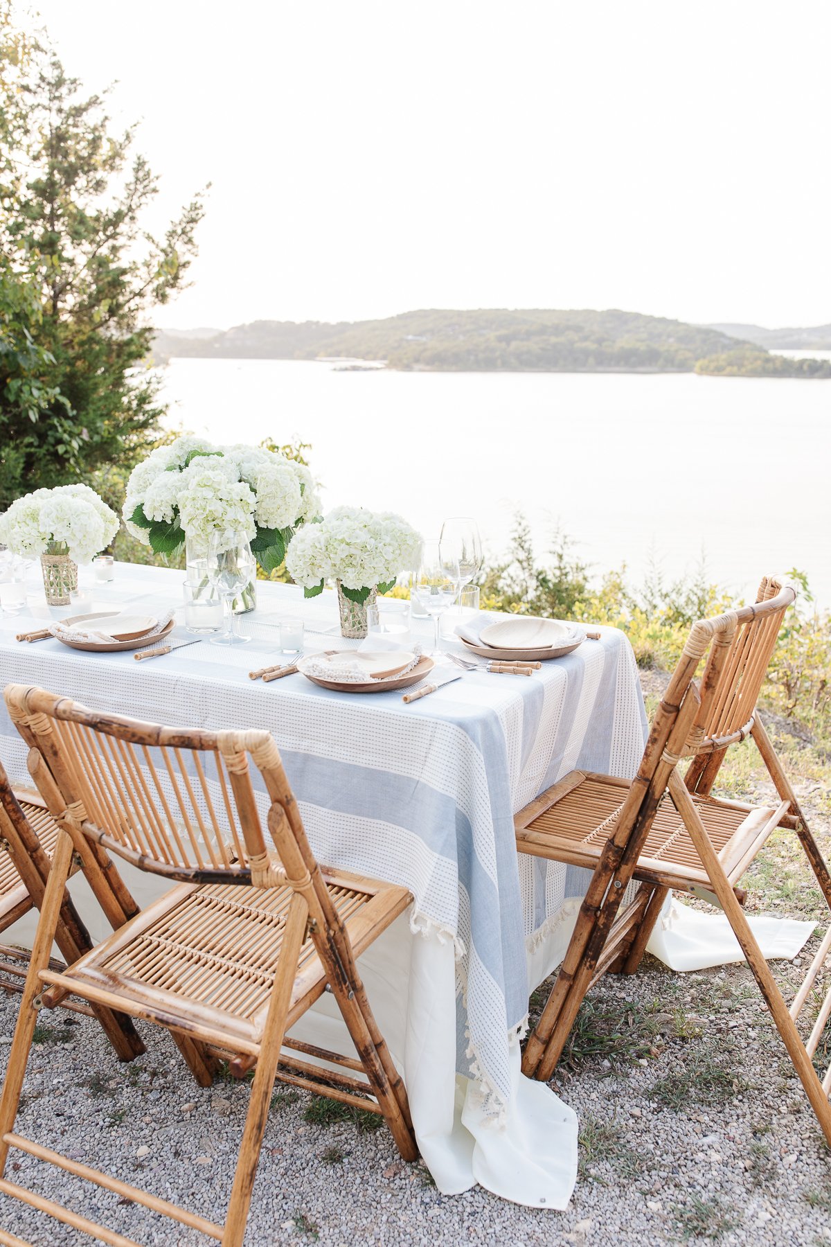 Al Fresco Dining - to have + to host