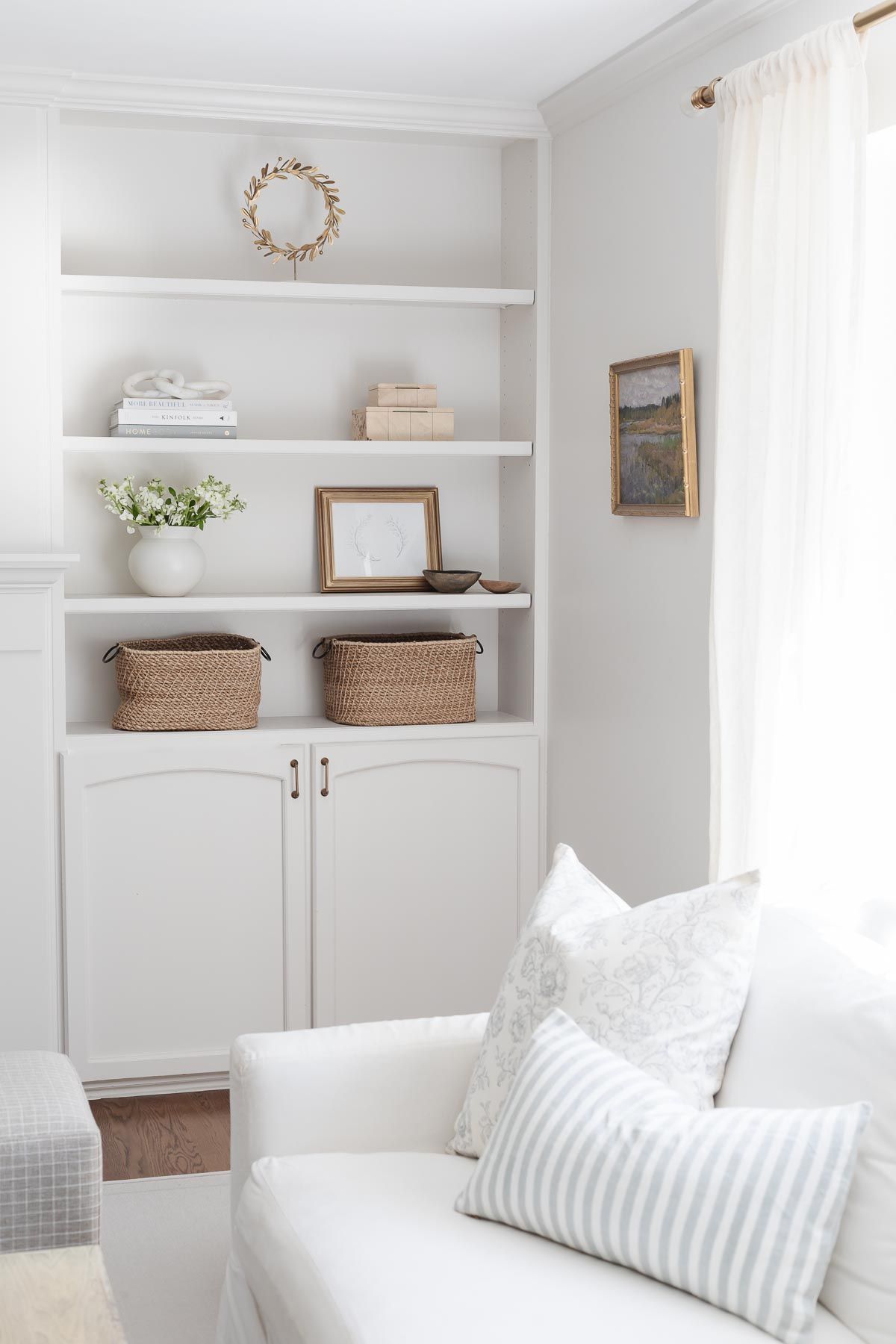 8 Secrets to Successfully Styling Bookcases and Built-ins