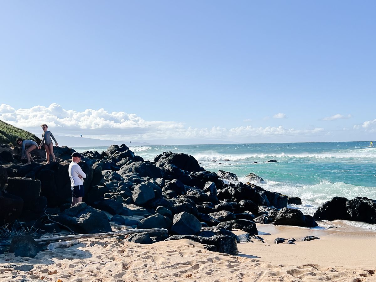 A beach and ocean view on Maui, the best Hawaiian island for families