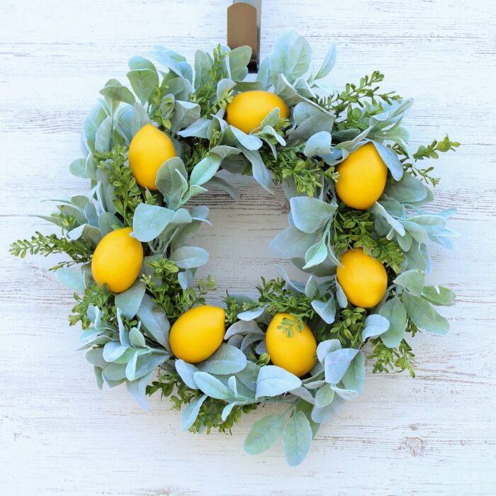 12 of the Best Spring Wreaths | Julie Blanner