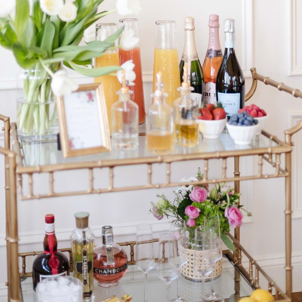 How to Create a Gorgeous MOMosa Bar! 