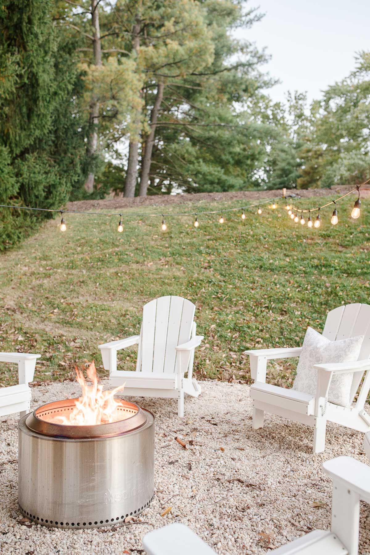 White deals fire pit