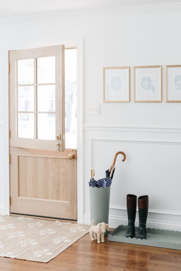An entryway with a coat rack and boots is included in the house cleaning checklist.